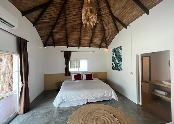 Sarana Bungalows (Adults Only)