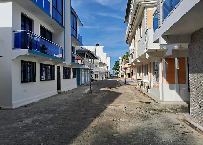Cortlang Vacation Rentals, El Pueblito