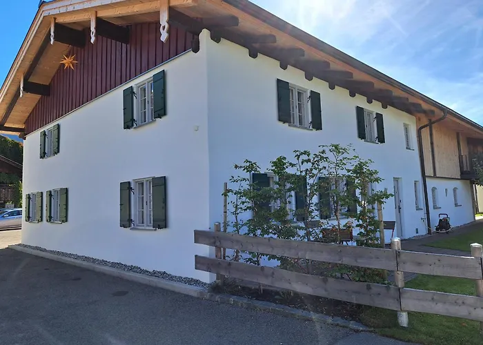 Neu! Ferienwohnungen Im Lueftlmalereck, Hennalahaus