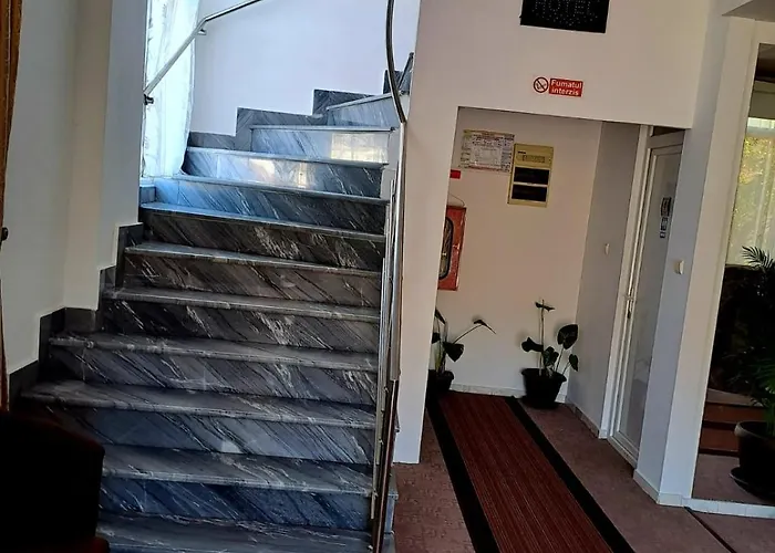 Hotel Mya