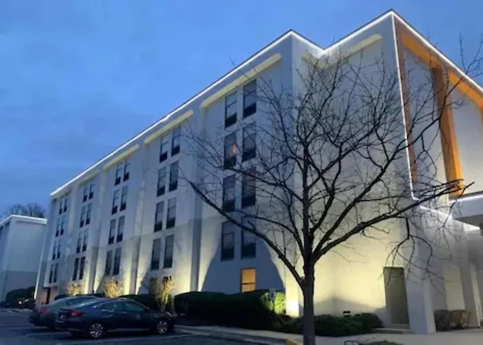 Wingate By Wyndham Baltimore BWI Airport