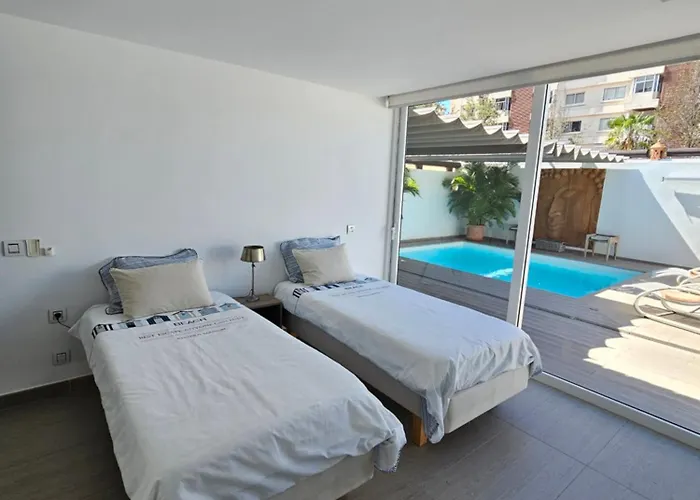 Nosotros Luxury Villa