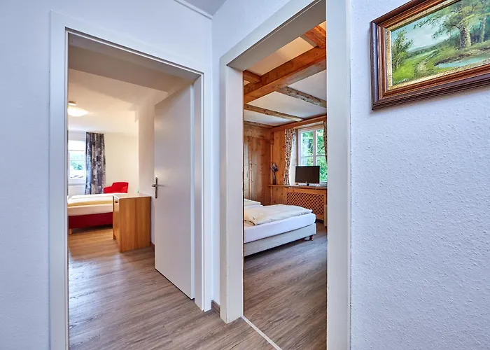 Zum Turm - Apartments Und Gaestezimmer