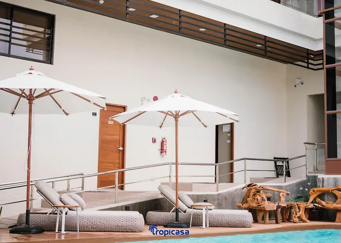 Tropicasa Hotel