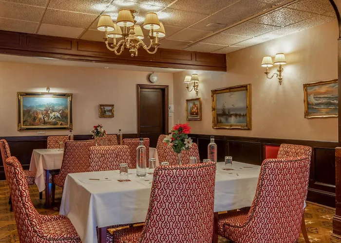 Muthu Fort William Hotel