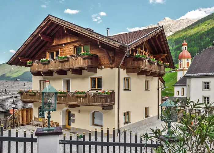 Falwesuna Apartments