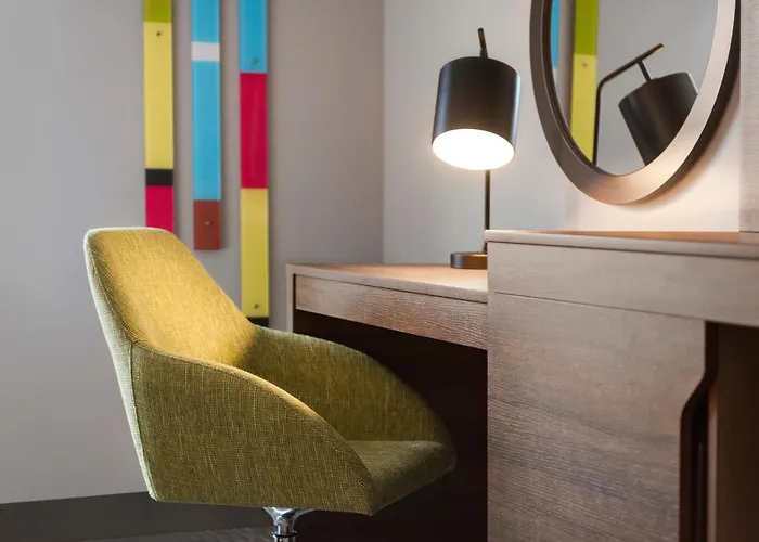 Hampton Inn & Suites Kelowna, British Columbia, Canada