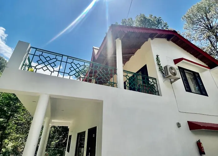 Sea Hawk - Luxury Hill Resort 4 Mins From Bhimtal Lake