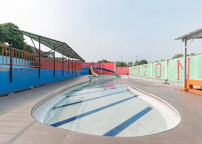 Reddoorz Syariah At Cibadak Sukabumi