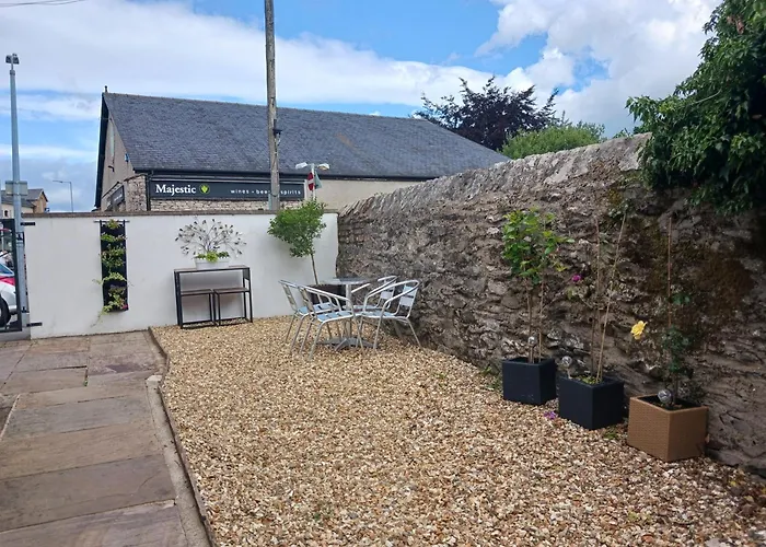 Arthurs Cottage -Charming Courtyard Cottage In The Heart Of Kendal, The Lake District