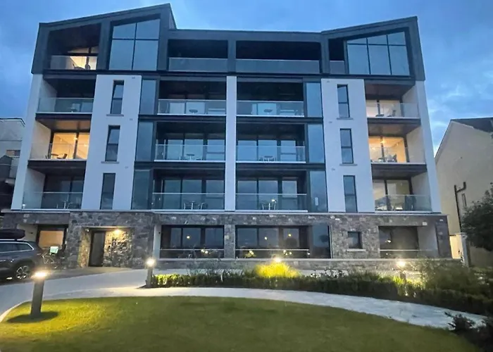 Shoreline Apartments