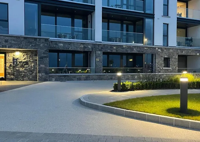 Shoreline Apartments