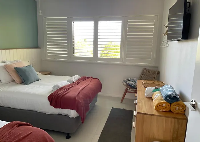 Noosa Shores Apt 29-Noosa Heads-Near Hastings St