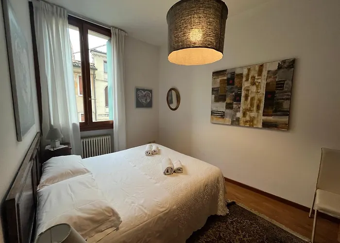 Elegant Apartment