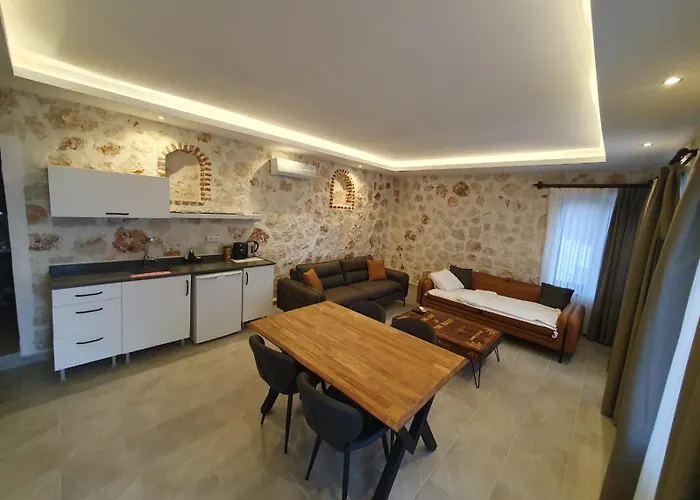 Amphora Hotel