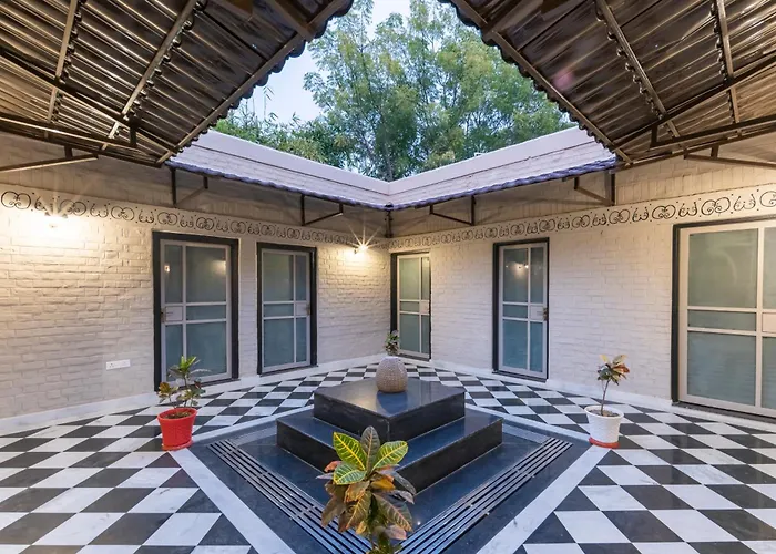 Vanaashrya Resort And Spa Sariska