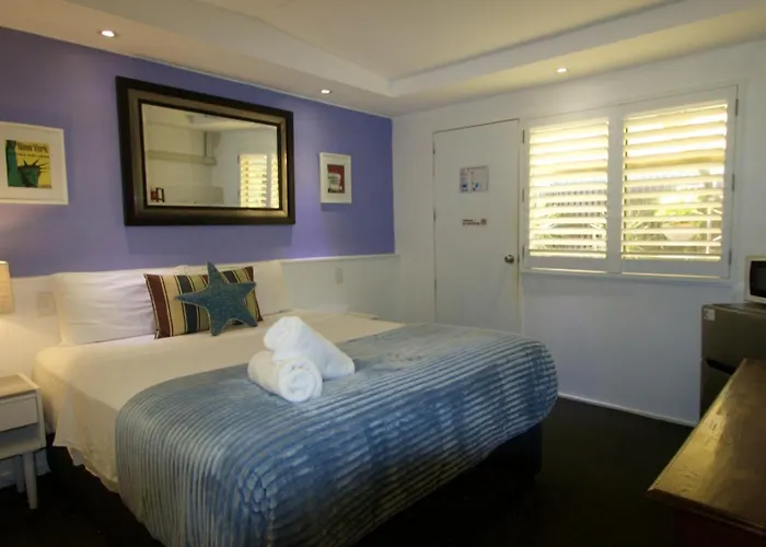 Hideaway Noosa Men Only Beach Resort