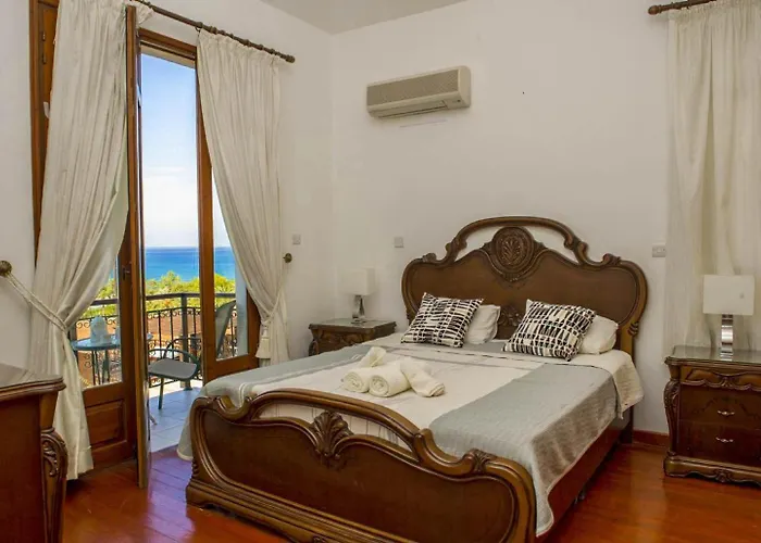 Villa Minoas