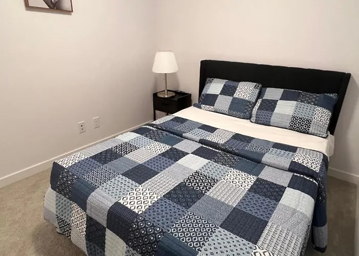 Well Furnished Basement Suite-With Private Entrance