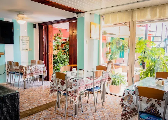 Hostal Antares