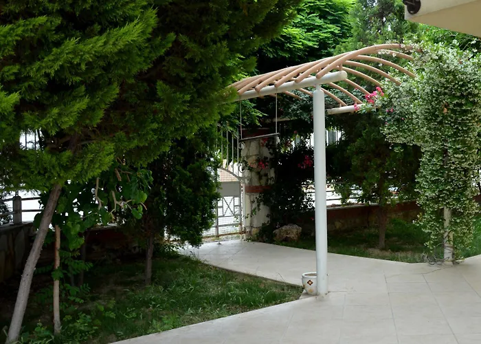 Villa 6 Rooms 1 Living Room Magnificent Sea View Kusadasi