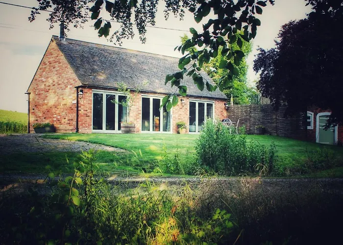The Barn & The Loft At Ambro Mill - One Bed Apartments - Donington Park East Midlands Airport