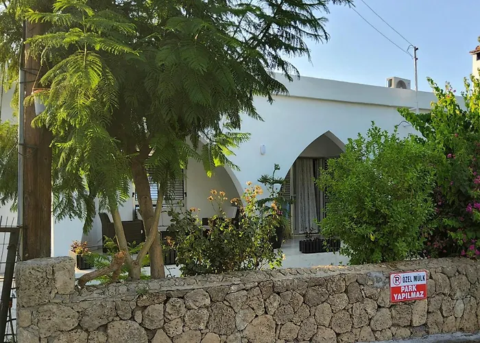 Luxuriant Houses Kyrenia