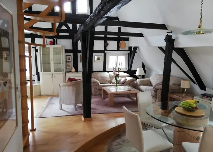 Penthouse Ferienwohnung Boppard Zentrum, Grosse Private Dachterrasse, Sichere E-Bike Abstellplaetze, Gratis Parken!