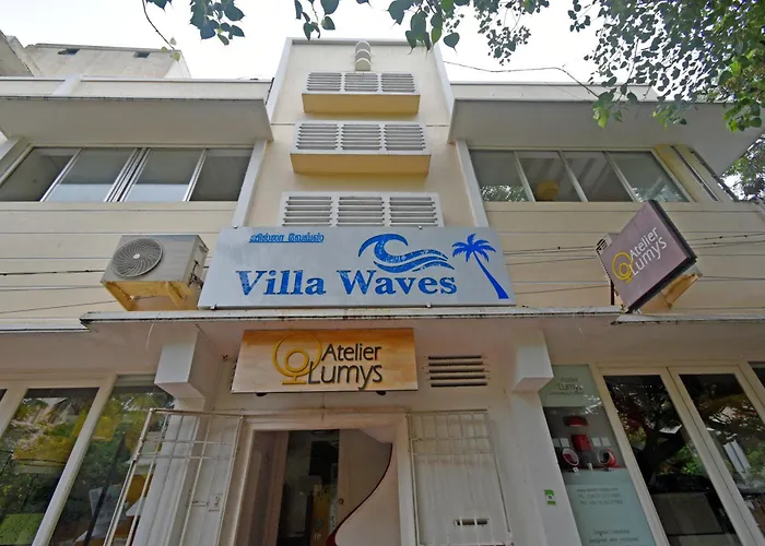 Villa Waves