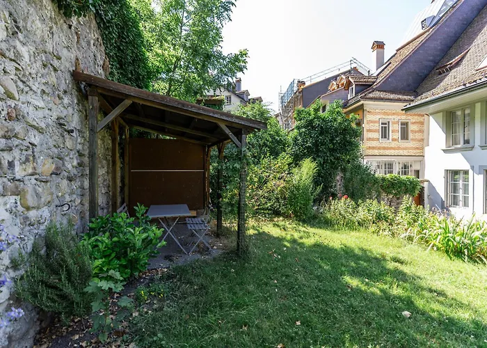 Historische Wohnung Im Herzen Der Thuner Altstadt