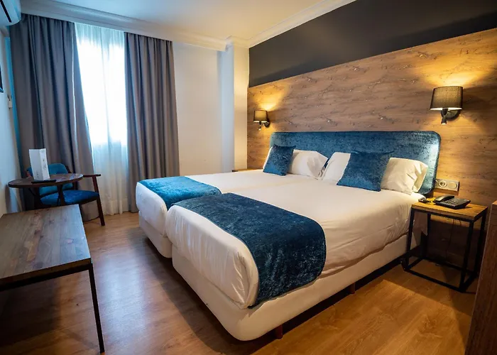 Hotel Familia Conde