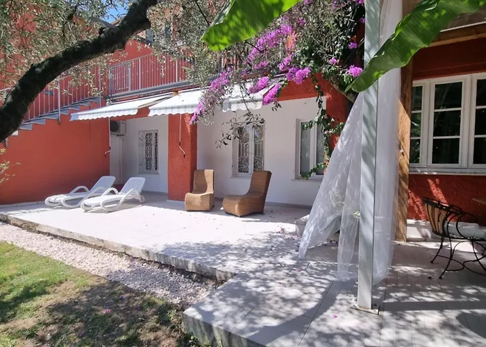 Borgo Antico Apartments