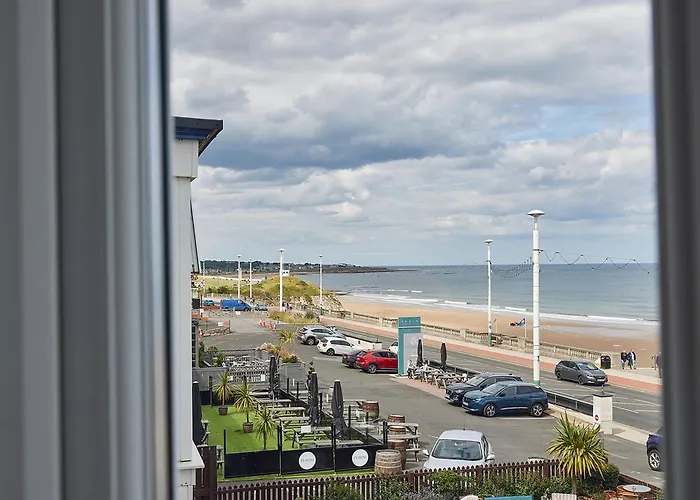 5 Roker Terrace - Seaview Apartments