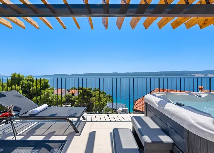 Villa Dattero -Private Pool, Jacuzzi, Sauna, Media Room