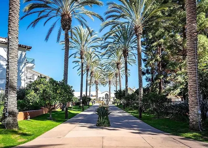 Luxury Villas At Omni La Costa Resort & Spa