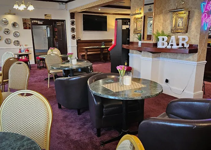 Nelson Hotel