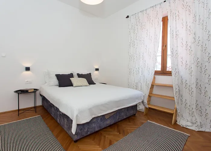 Holiday House Vida