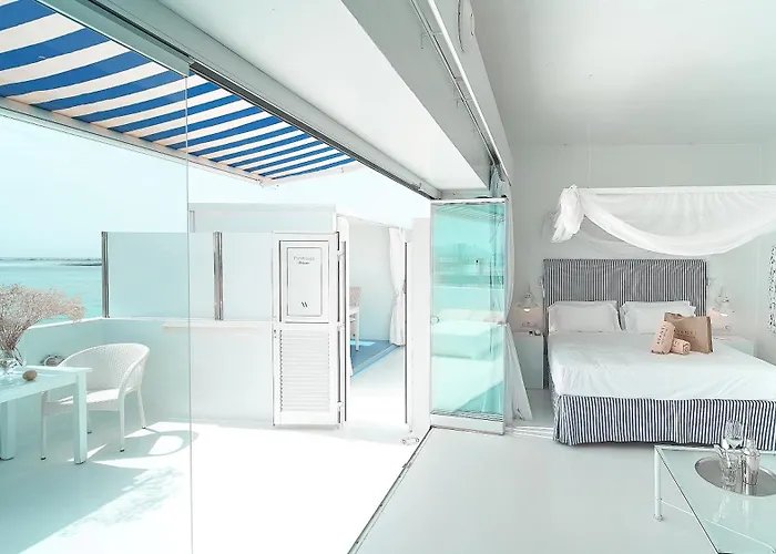 Avanti Lifestyle Hotel - Only Adults
