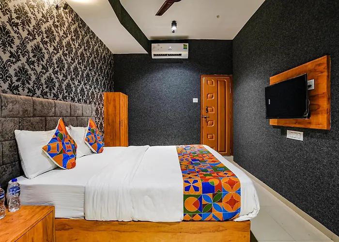 Fabhotel The Life, Surat Airport