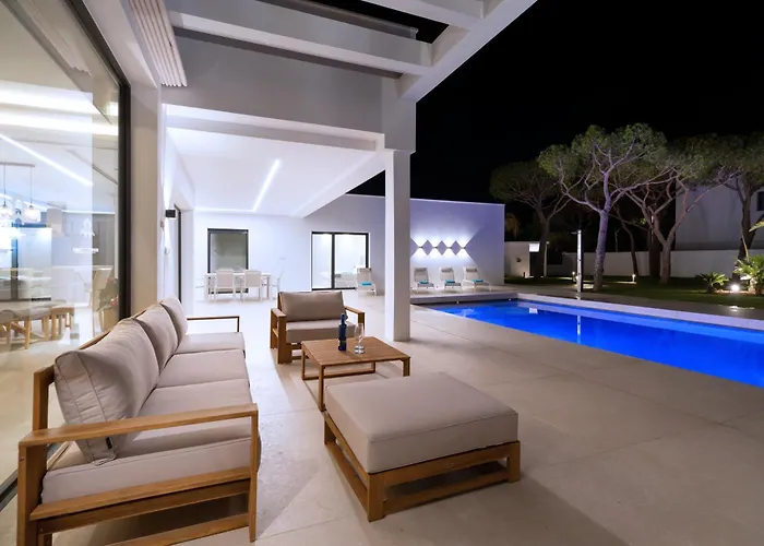 Alba Sea Villa