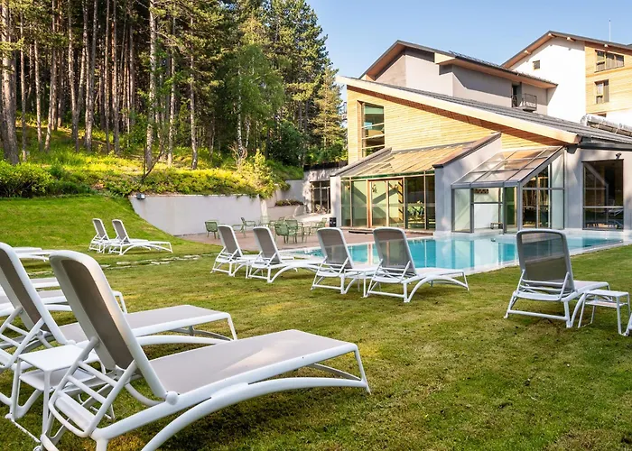 Kashmir Wellness & Spa Hotel Adults Only