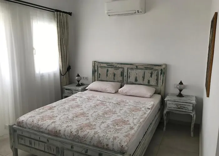 Bahama Art Hotel