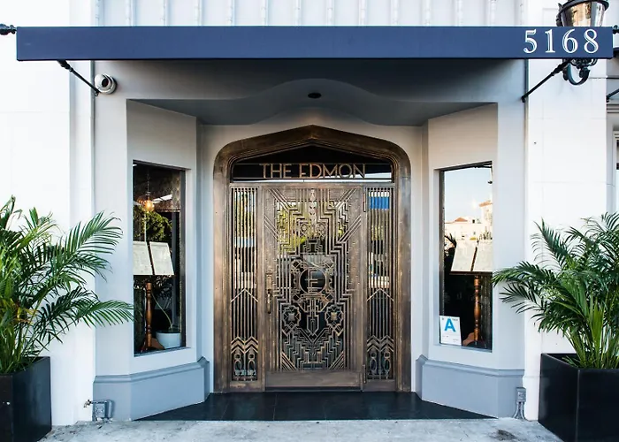 Hollywood Historic Hotel