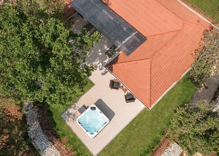 Luxury Glamping Beach Villas Porto Bus