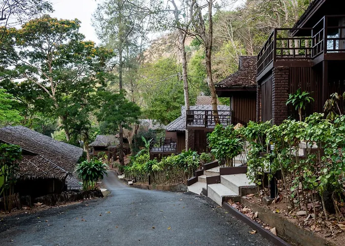Baan Krating Phuket Resort Naiharn-Sha Plus
