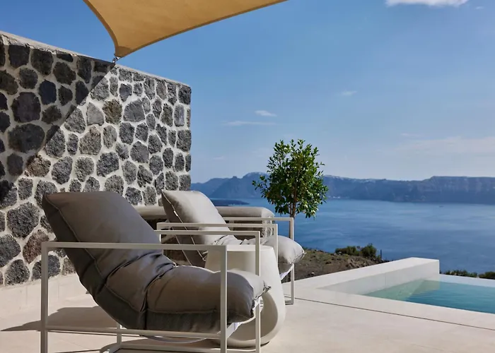 Apanemo Hotel & Suites