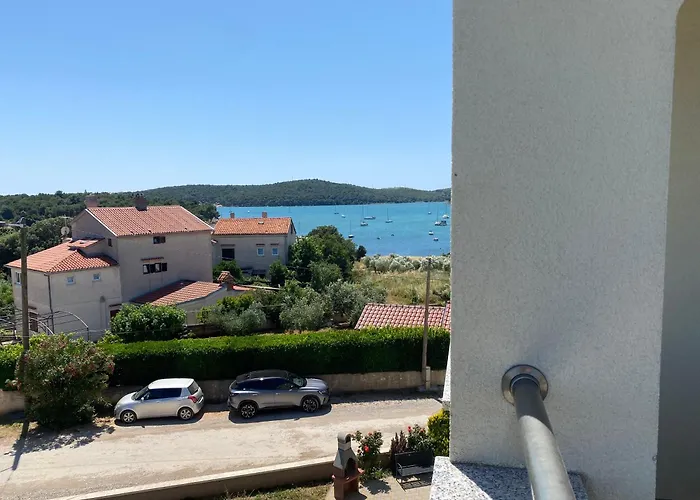 Villa Livi - Luxury Sea View Appartments