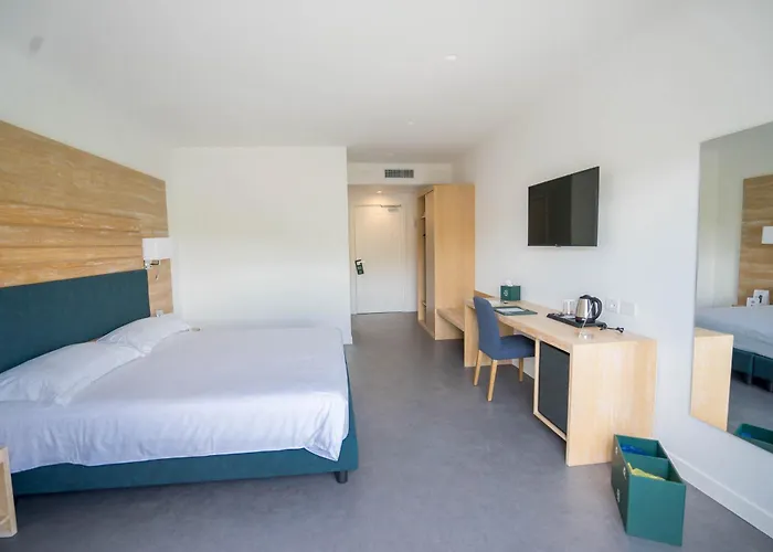 Pm Hotel