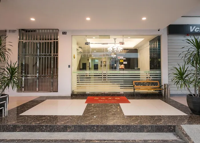 Star Moon Hotel