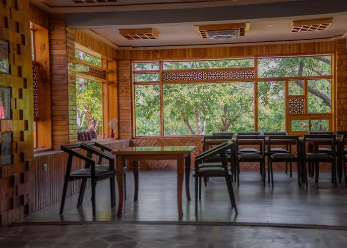 Dumani Nagar Hotel & Resort